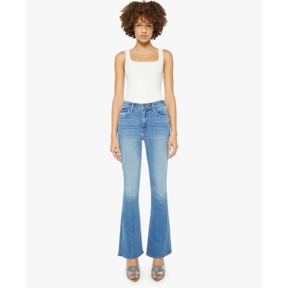 New MOTHER The Weekender Jeans Mid Rise Flare in Layover Wash Blue 25 - Picture 15 of 15